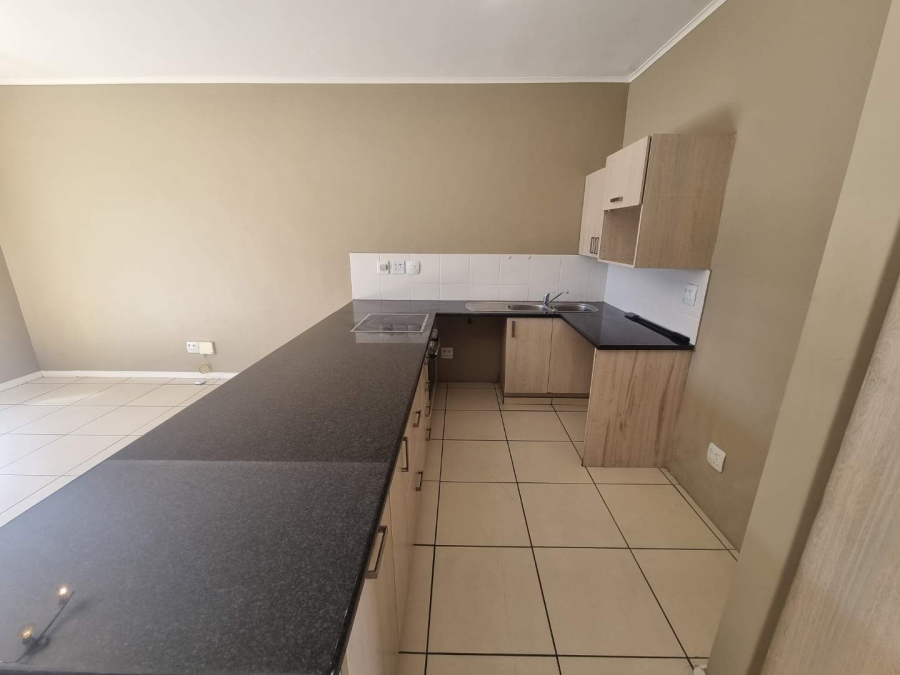 To Let 1 Bedroom Property for Rent in Mowbray Western Cape